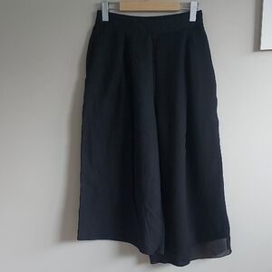 Lemon Dress Chic Black Medi Skort for Women- S